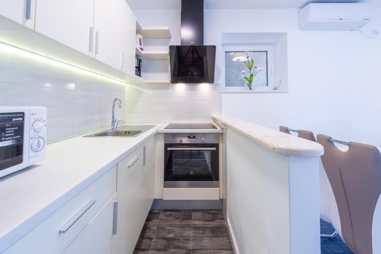 Apartments Lucija ดูบรอฟนิก ห้อง รูปภาพ