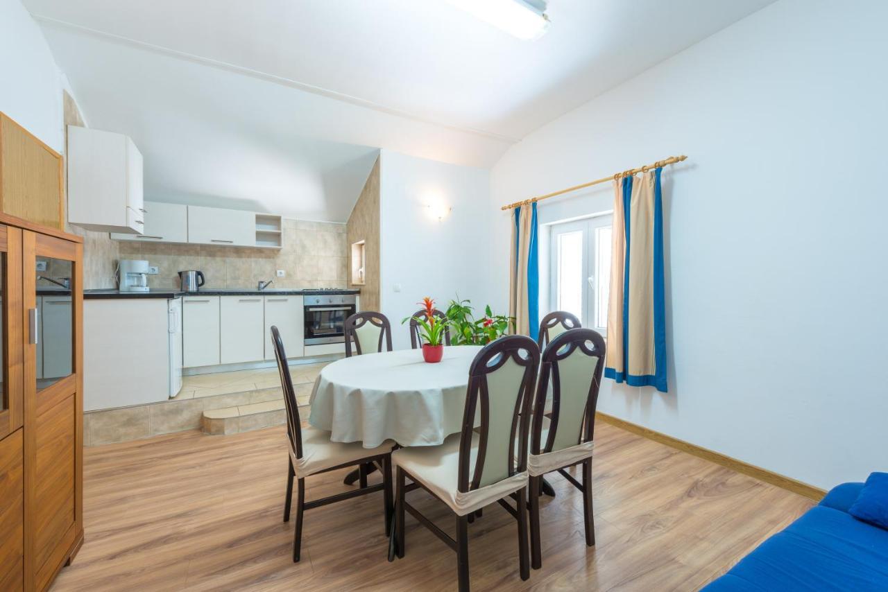 Apartments Lucija ดูบรอฟนิก ห้อง รูปภาพ